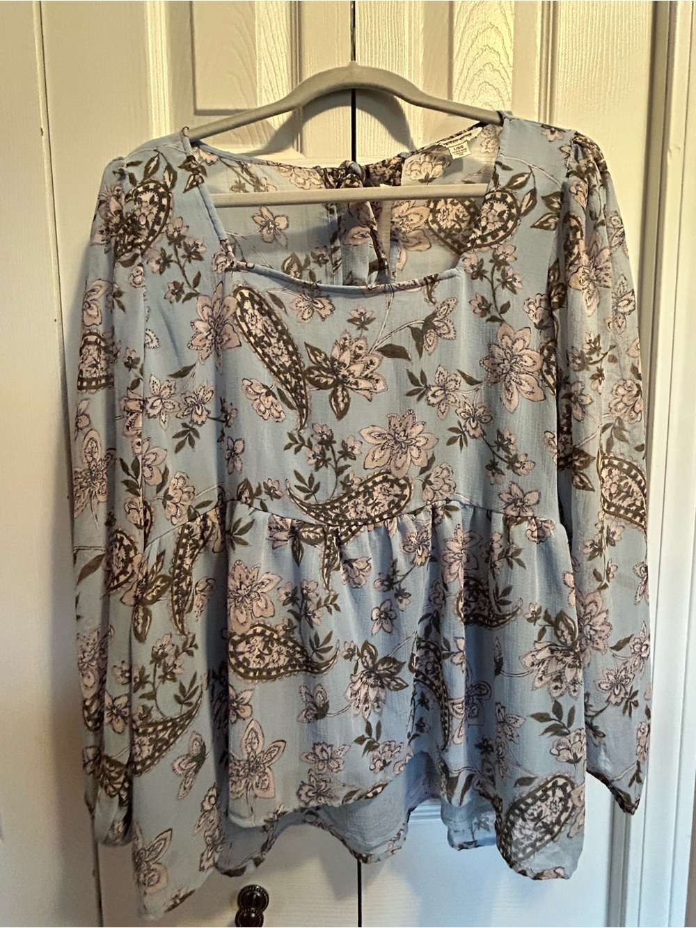 American Eagle Outfitters Light Blue Floral Paisley Peplum Tunic
